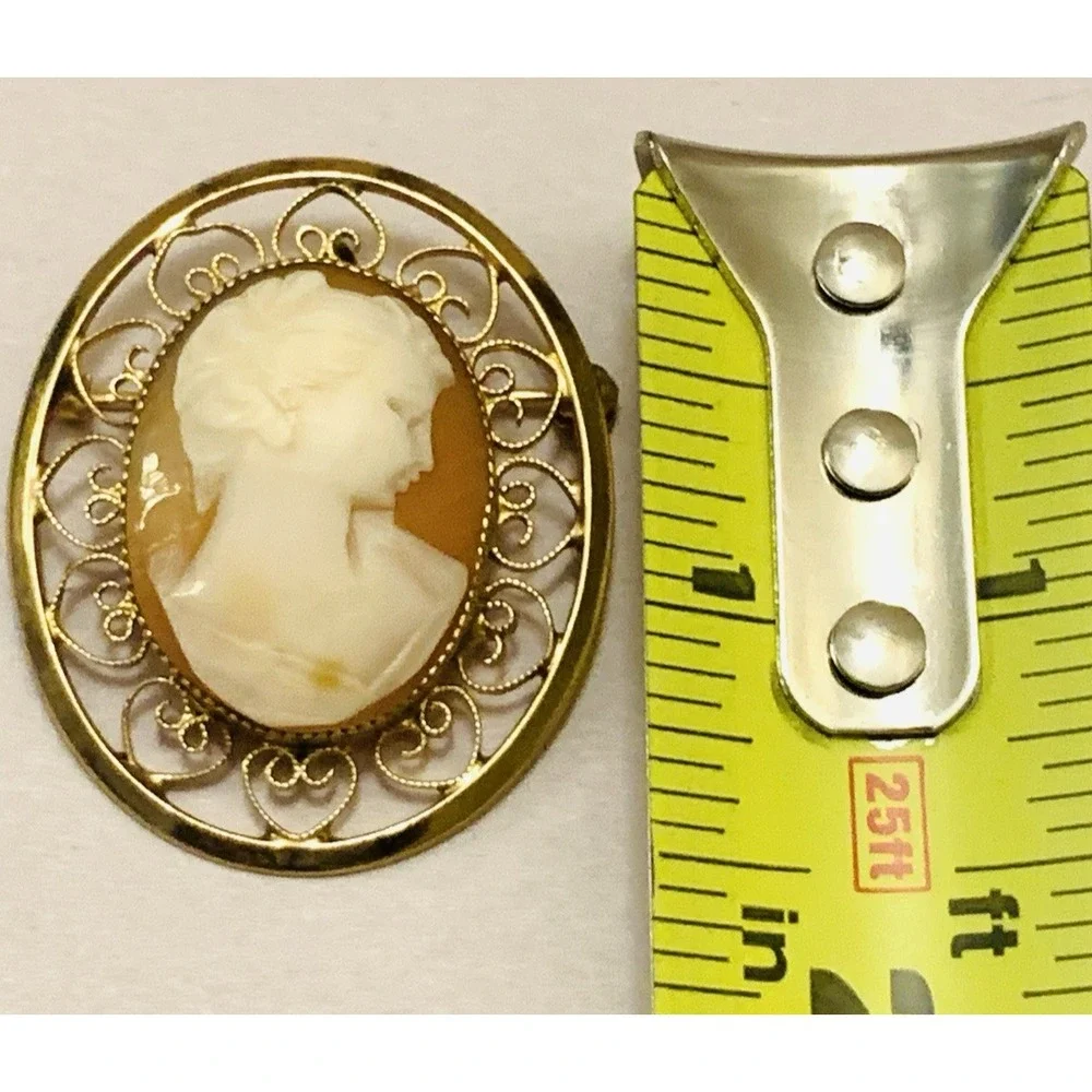 VTG Cameo Relief Pin Brooch Regency Signed Catamore 12K GF Yellow Gold Filled